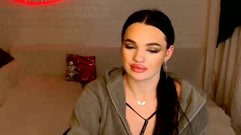 tasty_babyy online show from 12.08.24