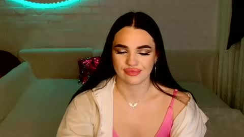 tasty_babyy online show from 12.21.24