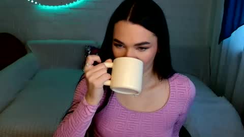 tasty_babyy online show from 11.28.25