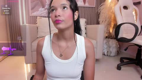 Snapshot of tasty_desires chatting on 05.20.26 TATIS online show from 05.20.26
