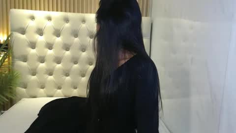 Snapshot of tasty_hazel chatting on 10.26.25 HAZEL online show from 10.26.25