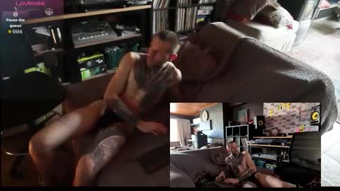 Snapshot of tat2edtoy chatting on 02.27.26 tat2edtoy online show from 02.27.26