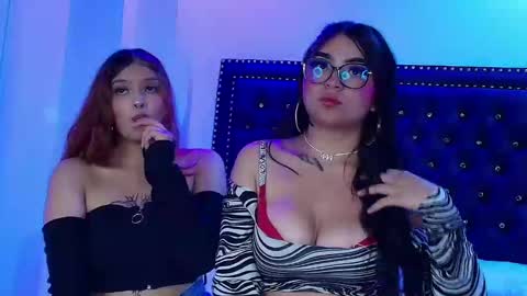Snapshot of tata_and_michi chatting on 02.11.25 tata_and_michi online show from 02.11.25