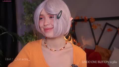 Snapshot of tatacoy chatting on 11.08.25 TataCoy online show from 11.08.25