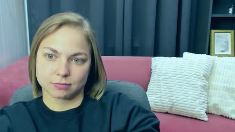 Snapshot of tataflower chatting on 02.12.26 Tata online show from 02.12.26