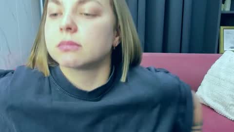 Snapshot of tataflower chatting on 02.17.26 Tata online show from 02.17.26