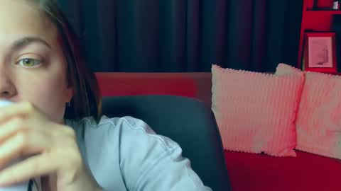 Snapshot of tataflower chatting on 02.20.26 Tata online show from 02.20.26