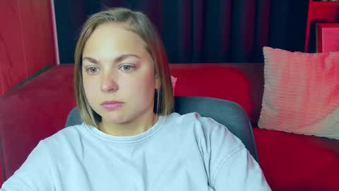 Snapshot of tataflower chatting on 02.28.26 Tata online show from 02.28.26