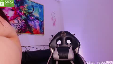 Snapshot of tati_reyes chatting on 02.09.25 Tatiana --- Schedule Monday to Sundays 800 to 200 UTC-5 online show from 02.09.25