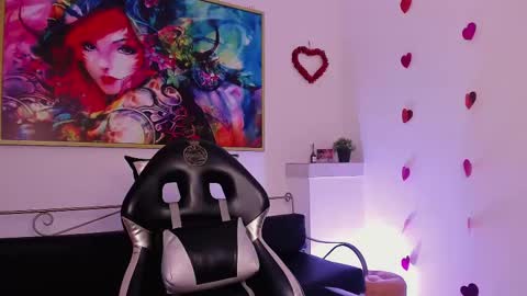 Snapshot of tati_reyes chatting on 02.15.25 Tatiana --- Schedule Monday to Sundays 800 to 200 UTC-5 online show from 02.15.25