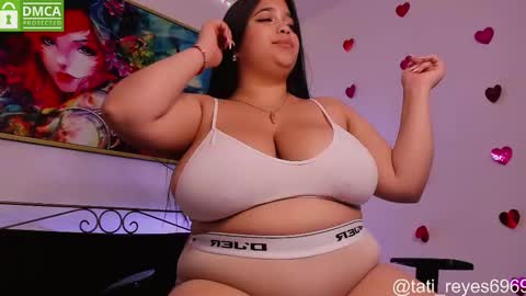 Snapshot of tati_reyes chatting on 02.16.25 Tatiana --- Schedule Monday to Sundays 800 to 200 UTC-5 online show from 02.16.25