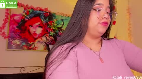 Snapshot of tati_reyes chatting on 03.08.25 Tatiana --- Schedule Monday to Sundays 800 to 200 UTC-5 online show from 03.08.25