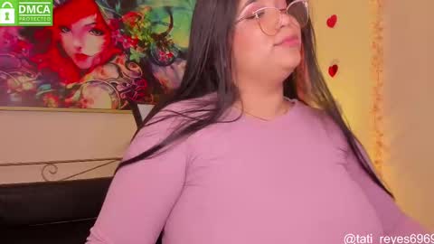 Snapshot of tati_reyes chatting on 03.08.25 Tatiana --- Schedule Monday to Sundays 800 to 200 UTC-5 online show from 03.08.25