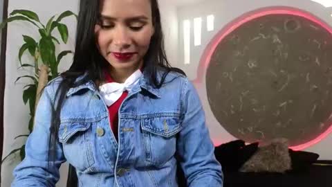  Tatiana Br online show from 12.13.25