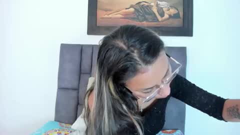 Snapshot of tatiana_valencia chatting on 06.01.26 Tati online show from 06.01.26