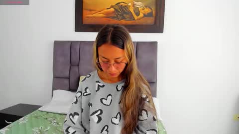 Snapshot of tatiana_valencia chatting on 06.06.26 Tati online show from 06.06.26