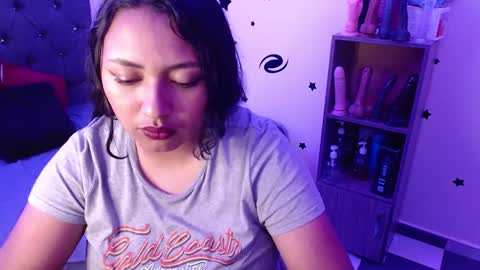 Snapshot of tatiana_wd chatting on 12.15.24 tatiana online show from 12.15.24