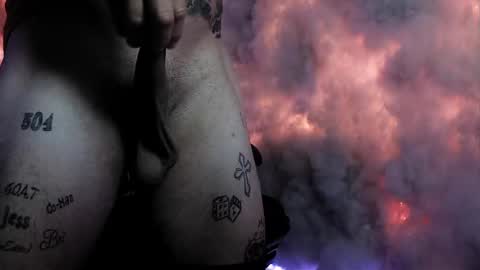Snapshot of tatted_daddy69 chatting on 10.08.25 tatted_daddy69 online show from 10.08.25