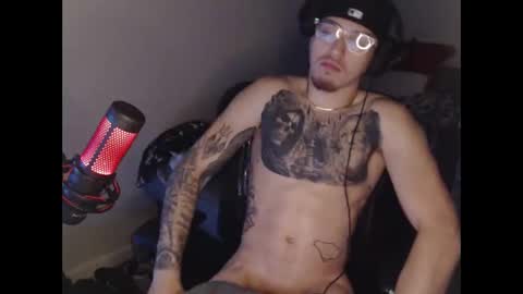 Snapshot of tattedtoyabuser chatting on 10.24.25 tattedtoyabuser online show from 10.24.25