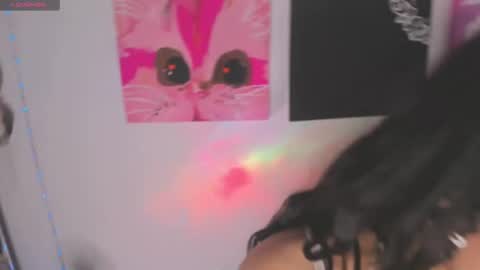 Snapshot of tattl2222 chatting on 01.11.25 tati online show from 01.11.25