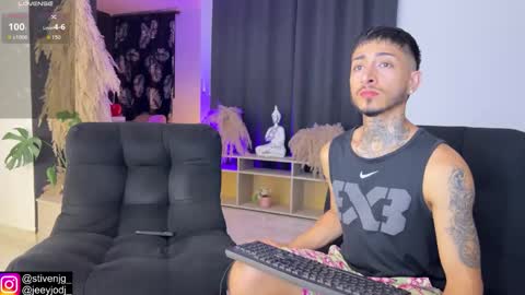 Snapshot of tattoguys_cums chatting on 10.22.25 Jonathan Juan online show from 10.22.25