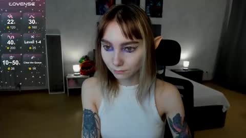 Snapshot of tattoo_artbaby chatting on 11.02.25 tattoo_artbaby online show from 11.02.25