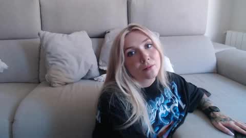 tattoobbgirl online show from 09.17.25