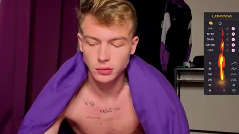 Alex but u can call me Theo online show from 09.25.25