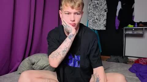 Alex but u can call me Theo online show from 10.01.25