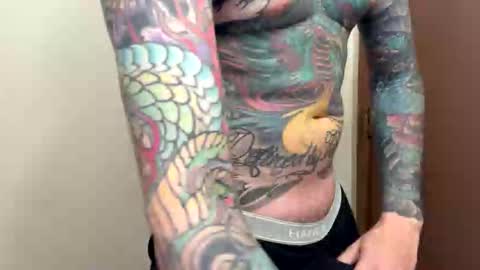 Snapshot of tattooed8in chatting on 12.21.25 tattooed8in online show from 12.21.25