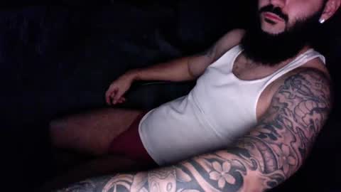 Snapshot of tattooedandbearded22 chatting on 09.22.25 tattooedandbearded22 online show from 09.22.25