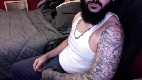 Snapshot of tattooedandbearded22 chatting on 10.19.25 tattooedandbearded22 online show from 10.19.25