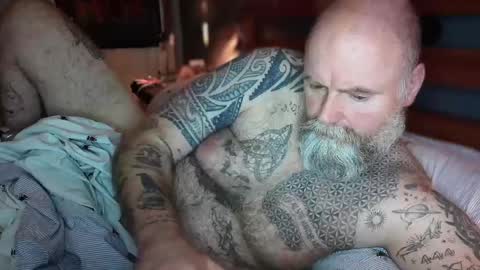 Tattooeddilf 01 online show from 09.12.25
