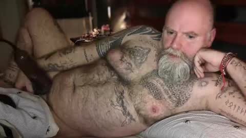 Snapshot of tattooeddilf01 chatting on 11.03.25 Tattooeddilf 01 online show from 11.03.25