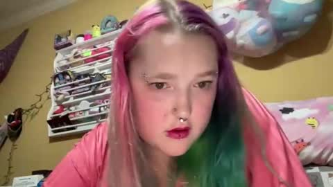 Tattyslilgirl online show from 11.13.25