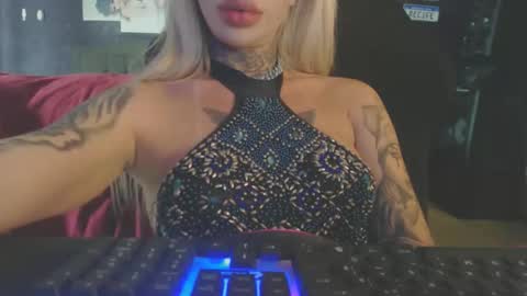tatuada_safada online show from 10.07.25