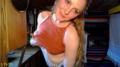 Snapshot of tatum__kahlo chatting on 01.13.25 TATUM ALL MY LINKS online show from 01.13.25