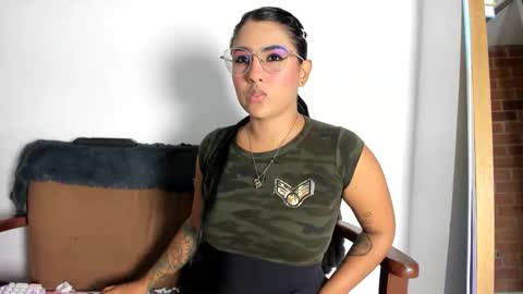 Snapshot of taty_gomez_ chatting on 05.28.26 Tatiana Gomez online show from 05.28.26