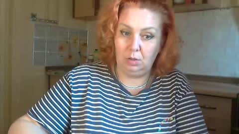 Snapshot of tatyanka_ chatting on 10.30.25 tatyanka_ online show from 10.30.25