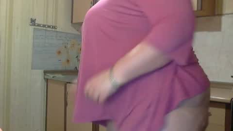 Snapshot of tatyanka_ chatting on 11.04.25 tatyanka_ online show from 11.04.25