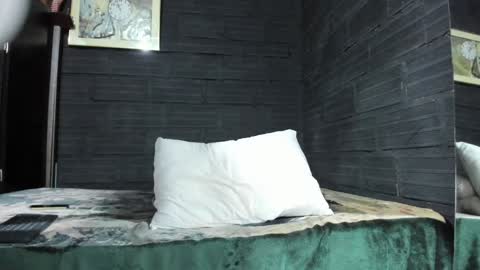  T A U R U S  online show from 01.28.25