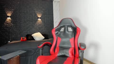  T A U R U S  online show from 03.12.26