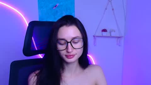 Taya online show from 12.22.25