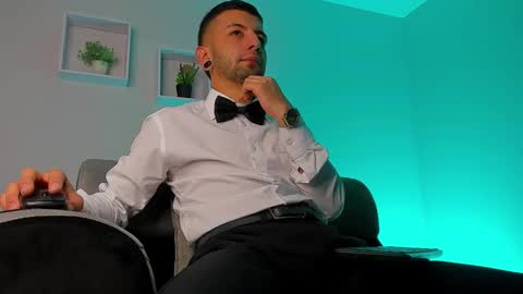 tayer_bennet online show from 09.24.25