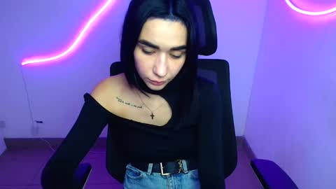 Snapshot of tayla_candy chatting on 10.03.25 Tayla online show from 10.03.25