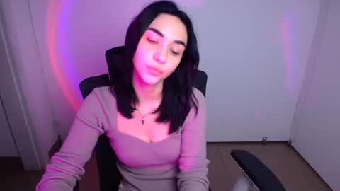 Snapshot of tayla_candy chatting on 10.11.25 Tayla online show from 10.11.25