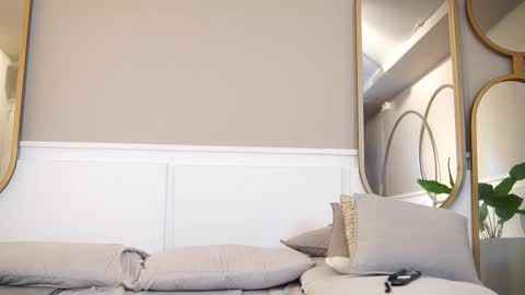 Teylor  Kim online show from 11.25.25