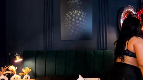 Snapshot of taylor_bennet chatting on 02.28.25 Taylor Bennet online show from 02.28.25