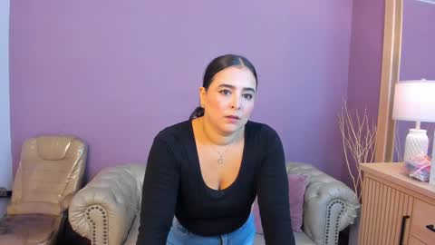 Snapshot of taylor_bennet chatting on 09.15.25 Taylor Bennet online show from 09.15.25