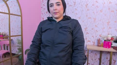 Snapshot of taylor_bennet chatting on 09.17.25 Taylor Bennet online show from 09.17.25